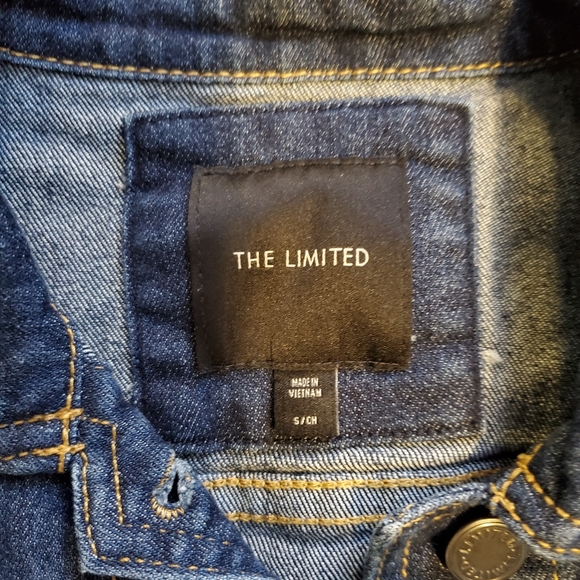 The Limited jean jacket dark denim sz Small - Picture 2 of 5